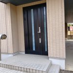 (玄関)